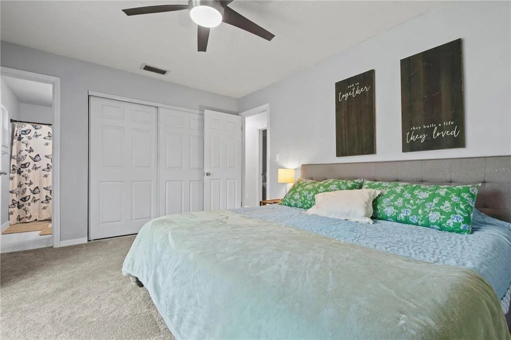 Photo of 2819 NW 55TH BOULEVARD