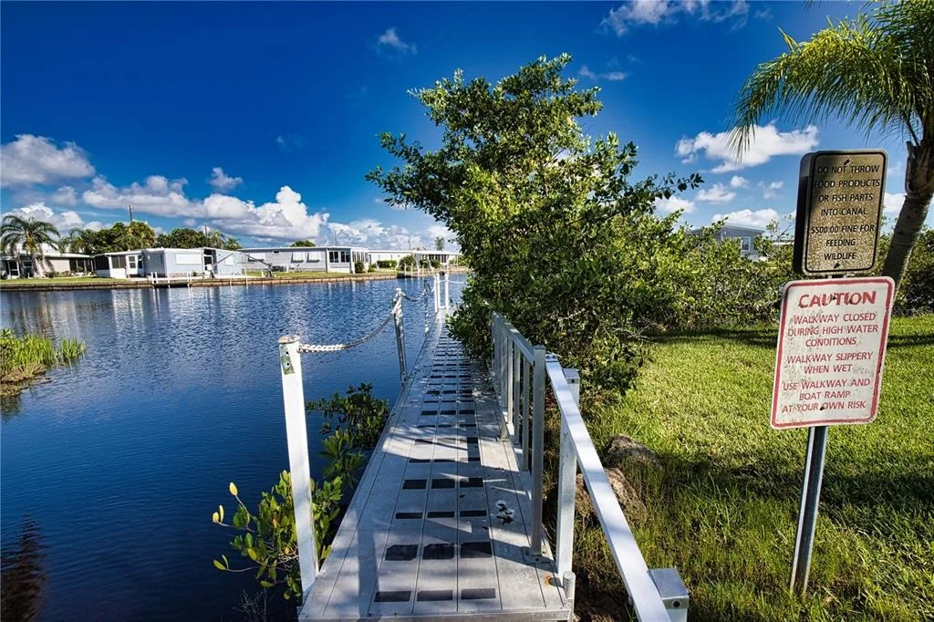 Photo of 320 LA COSTA