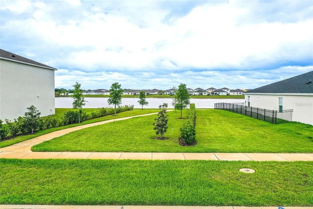 Photo of 1328 DAISY FIELD DRIVE