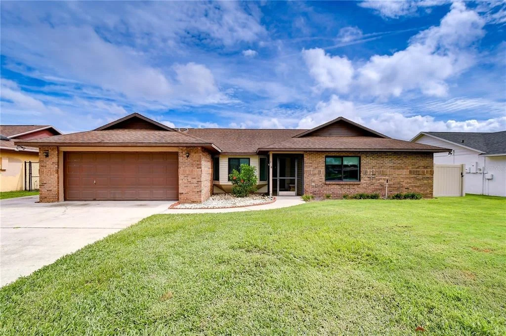 Photo of 659 TIMBER POND DRIVE
