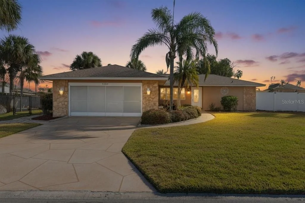 Photo of 4384 4TH ISLE DRIVE