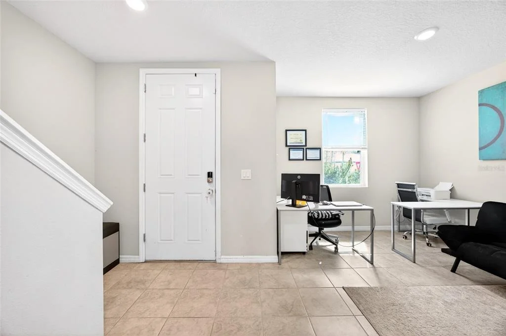 Photo of 953 CAMBRIDGE DRIVE
