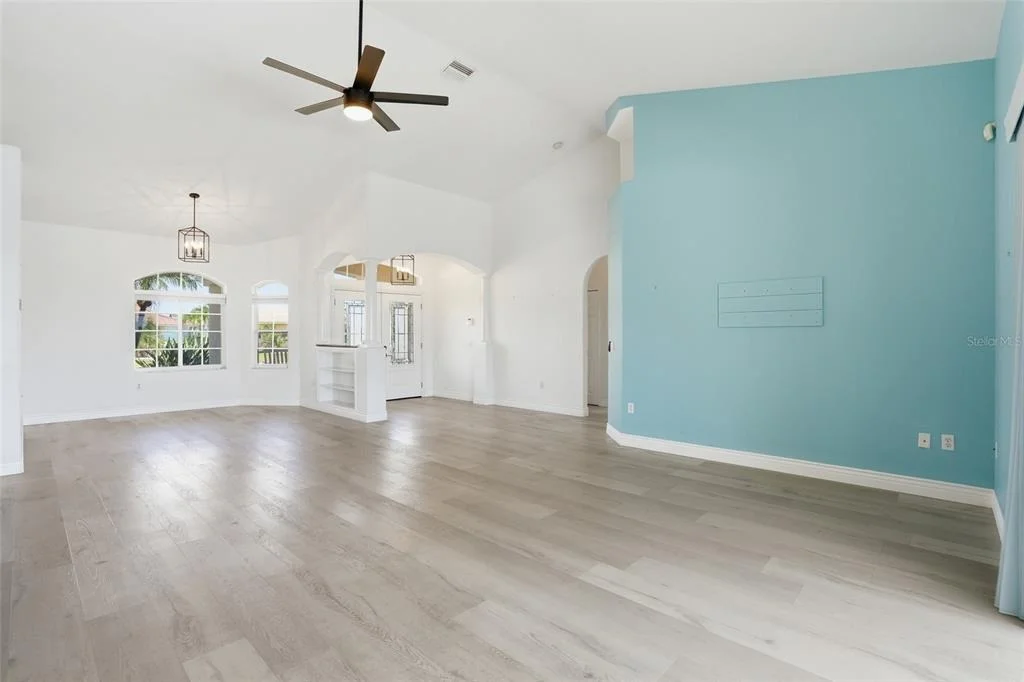 Photo of 855 PAMELA DRIVE