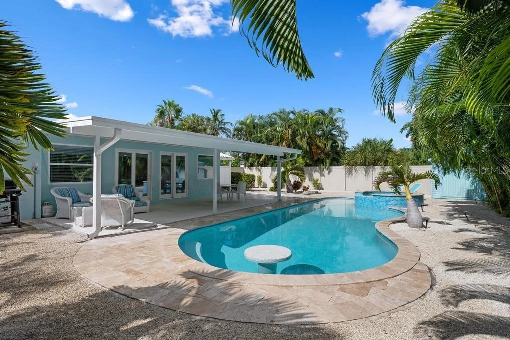 Photo of 406 BAY PALMS DRIVE