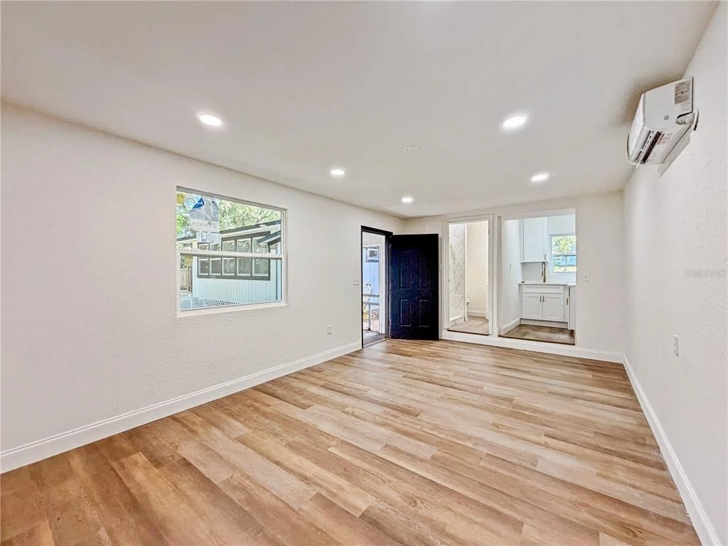 Photo of 14418 S GRAND HIGHWAY