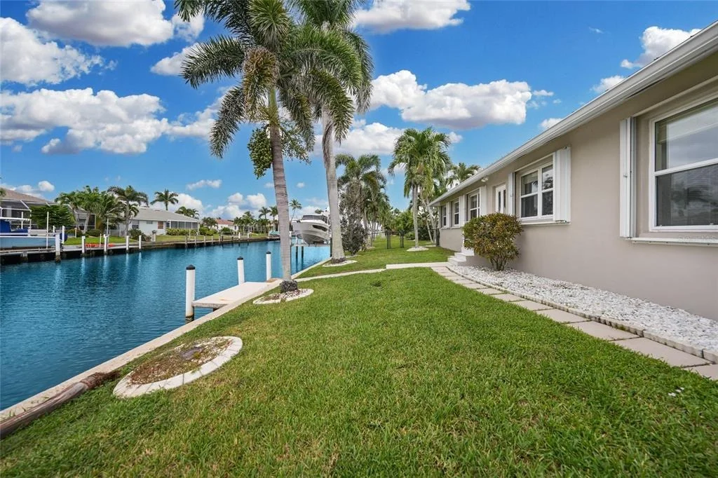Photo of 931 BAL HARBOR BOULEVARD