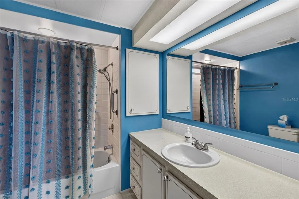 Photo of 322 ROBALO