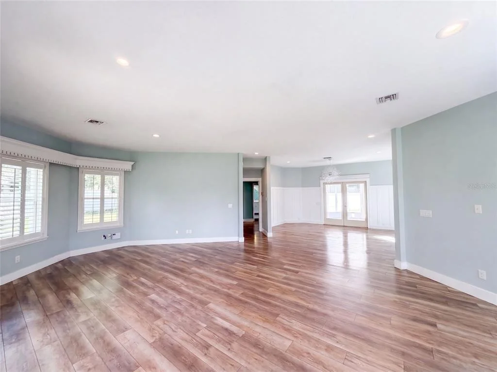 Photo of 4335 SE 8TH STREET
