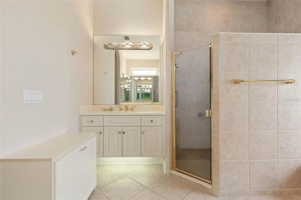 Photo of 1023 HAMPSTEAD LANE