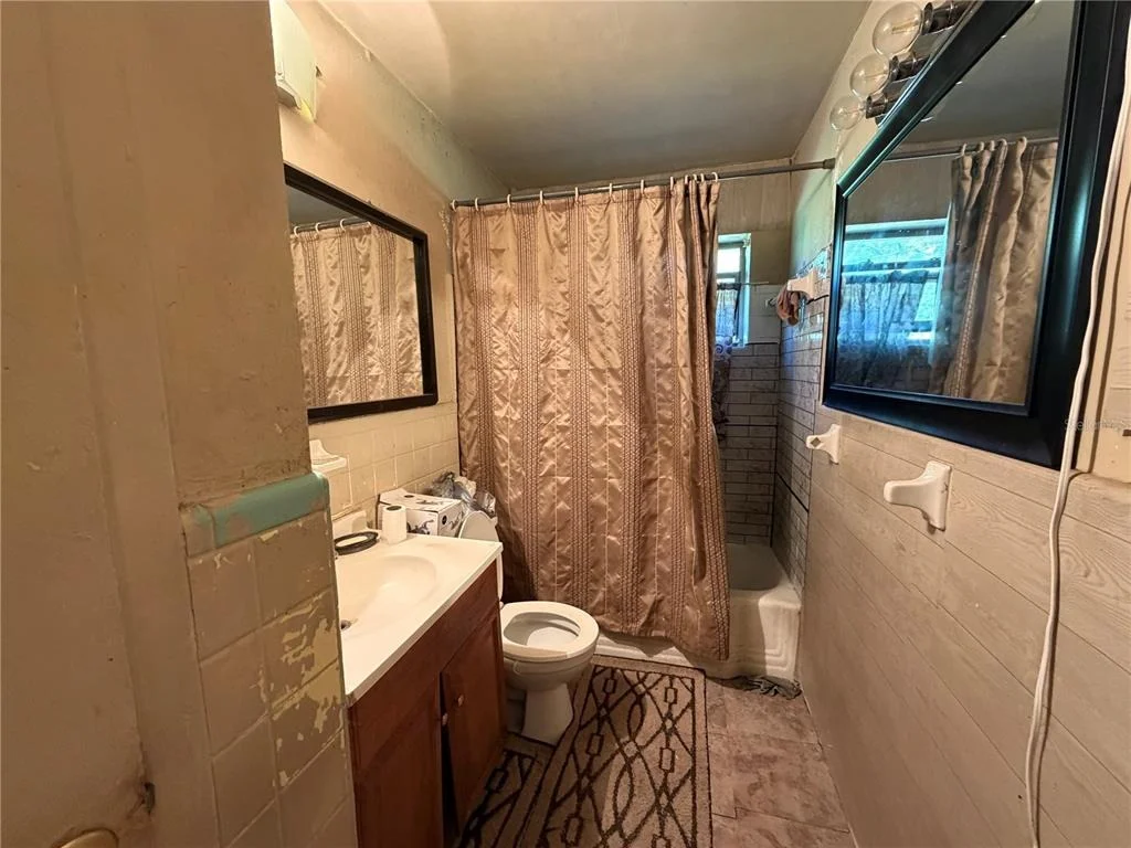 Photo of 124 SE 44TH STREET