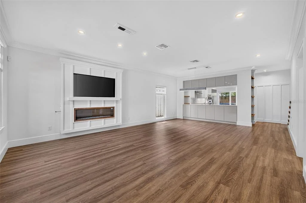 Photo of 720 PANSY AVENUE