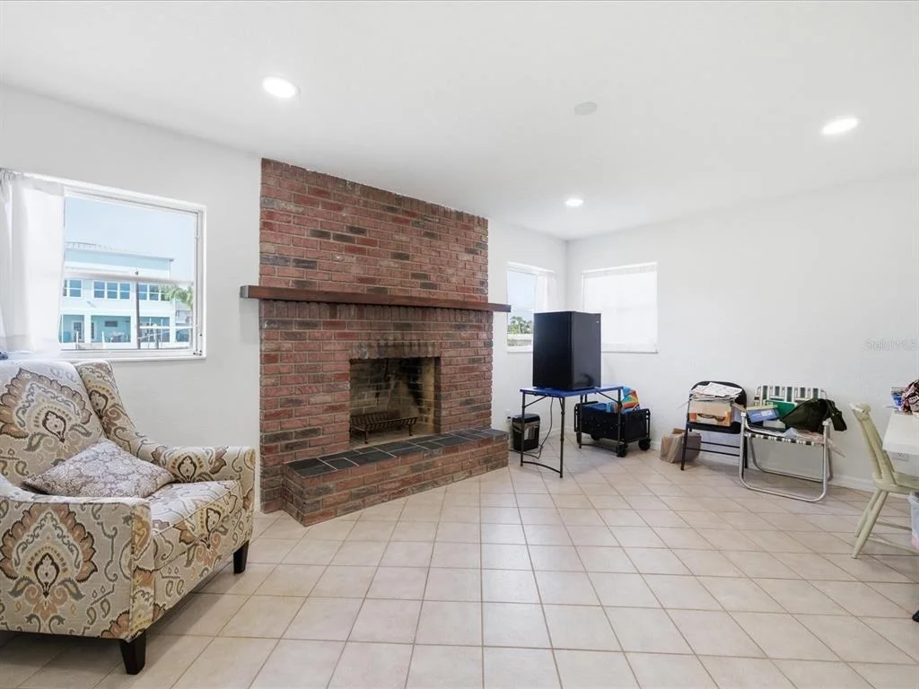Photo of 4069 GULFVIEW DRIVE