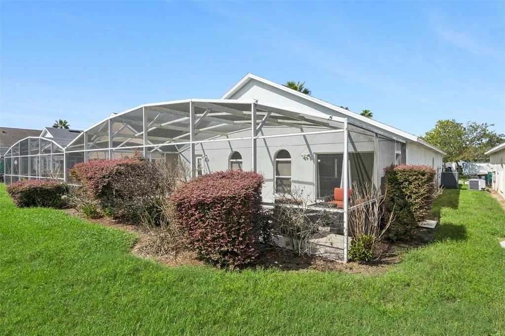 Photo of 905 LOCKBREEZE DRIVE