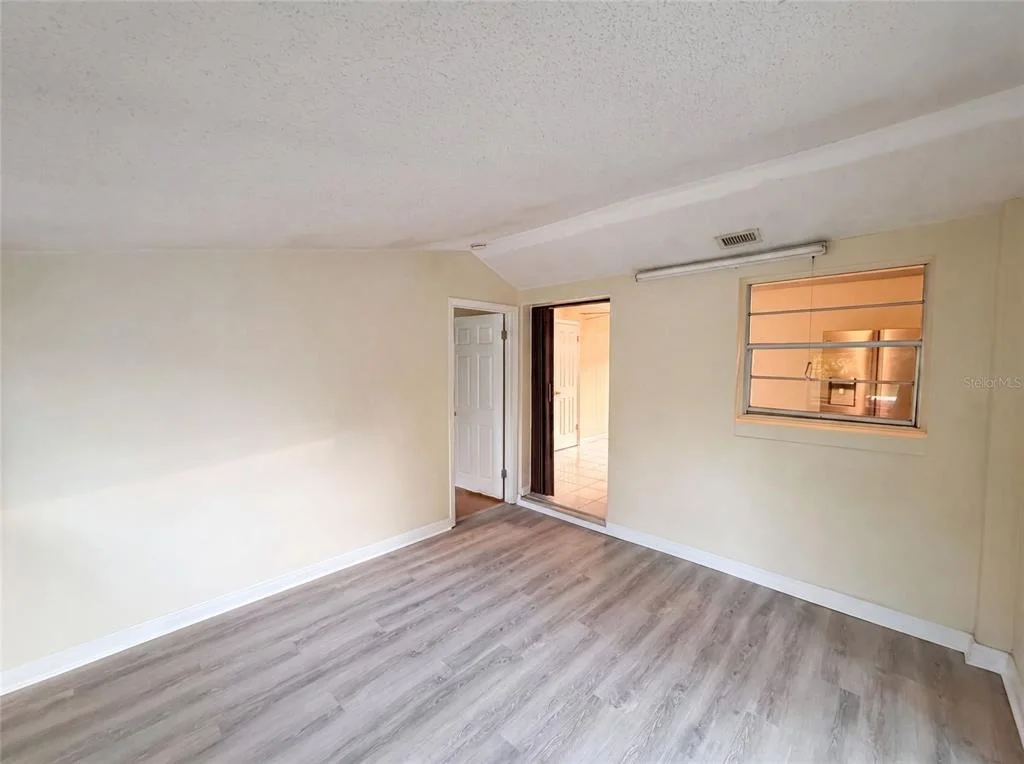 Photo of 722 VIRGINIA LANE