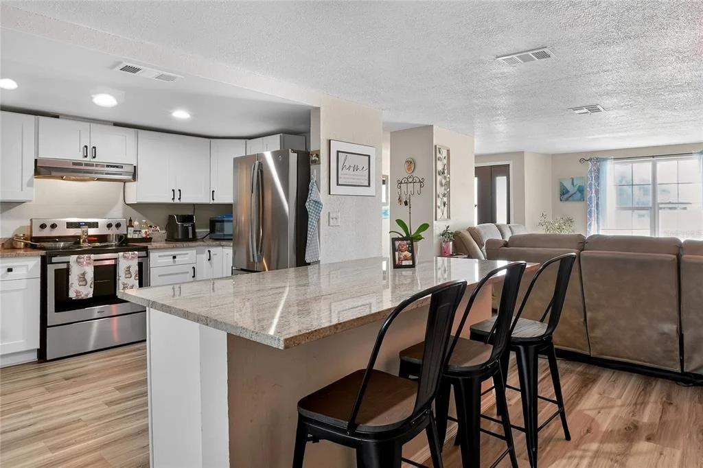 Photo of 6108 FAIRWAY BOULEVARD
