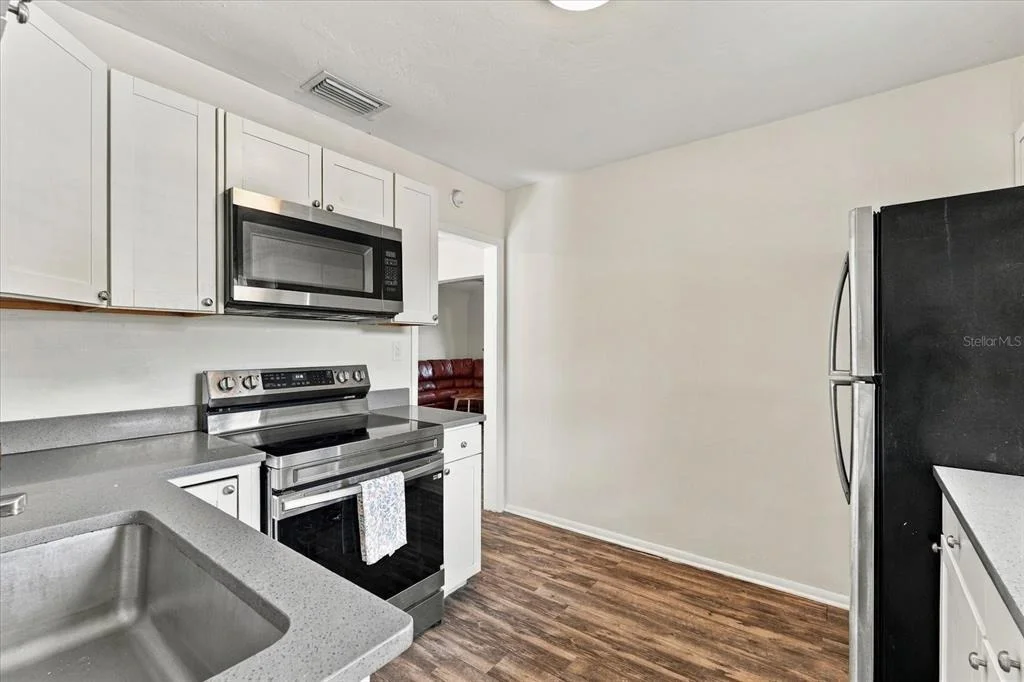 Photo of 2225 CAPRI DRIVE