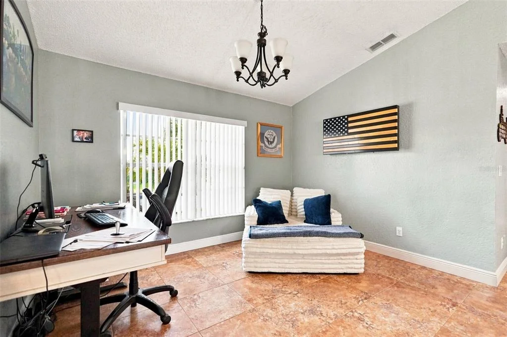 Photo of 10381 FLAG ROAD