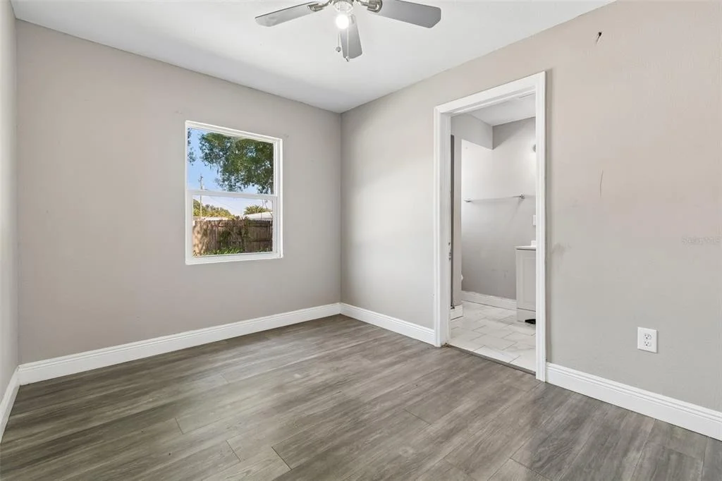 Photo of 1611 E SHELL POINT ROAD