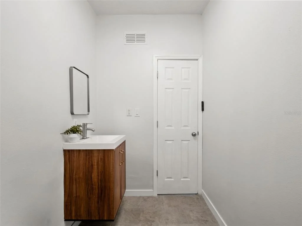 Photo of 3813 EDLAND DRIVE