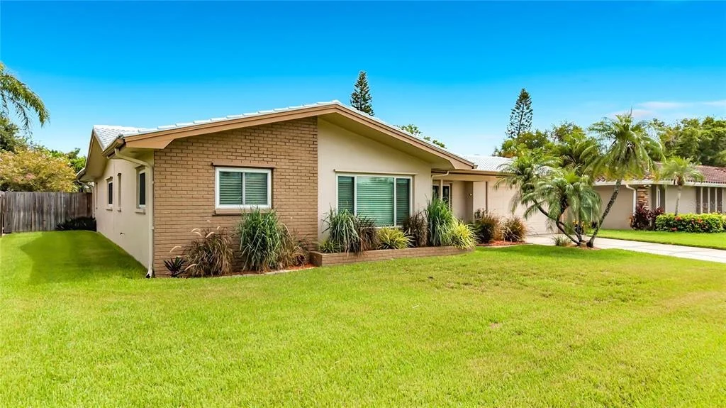 Photo of 2178 WATERSIDE DRIVE