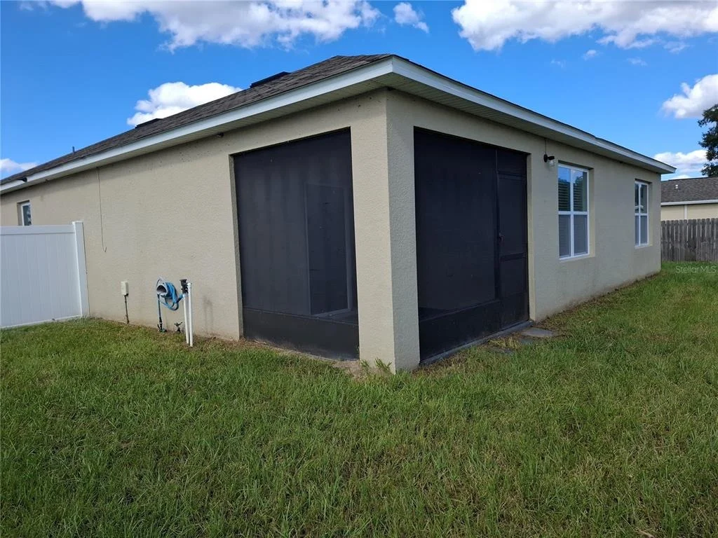Photo of 2805 NE 45TH AVENUE