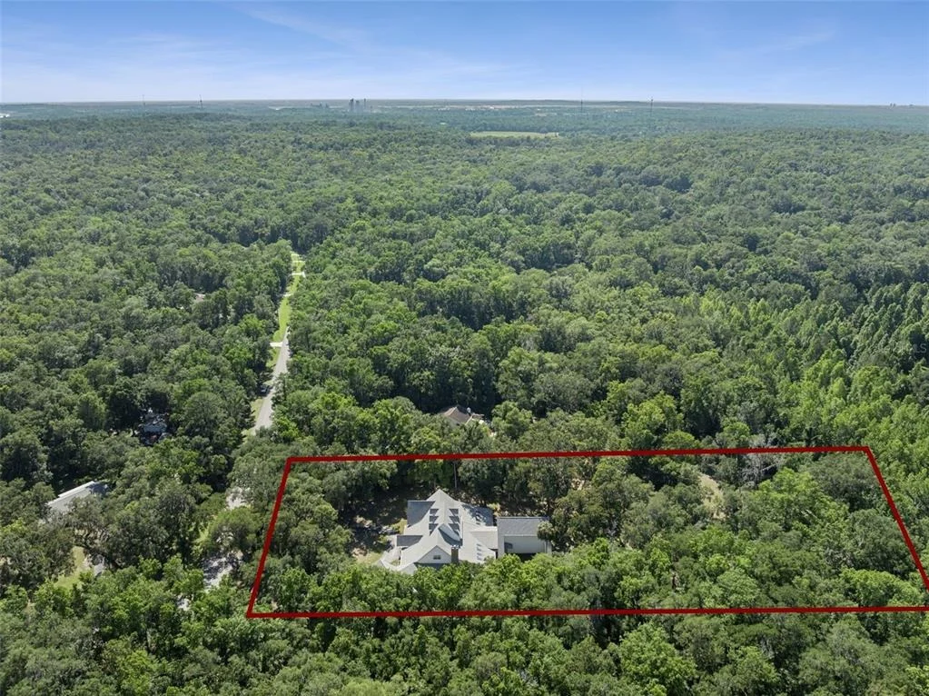 Photo of 21033 VIOLET ROAD