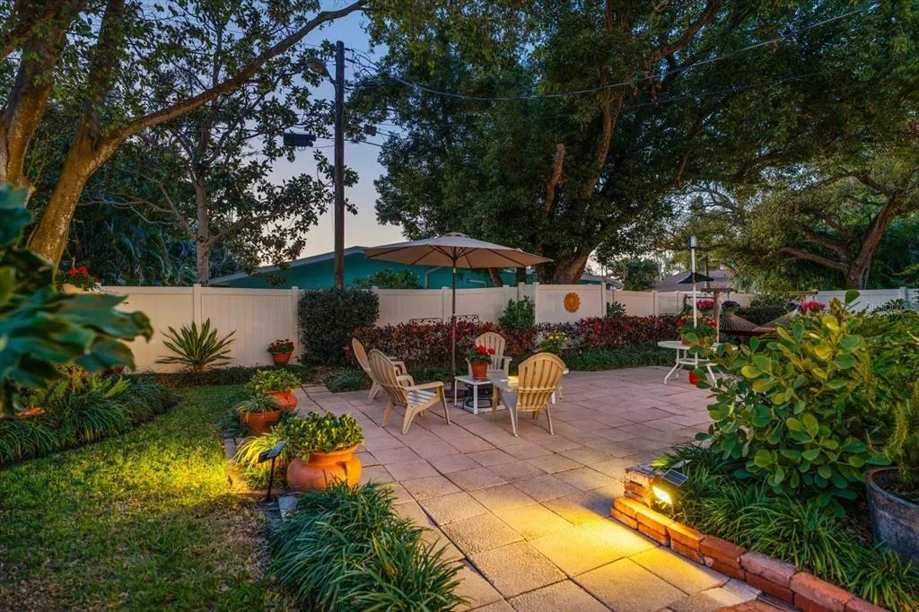 Photo of 1718 MEREDITH LANE