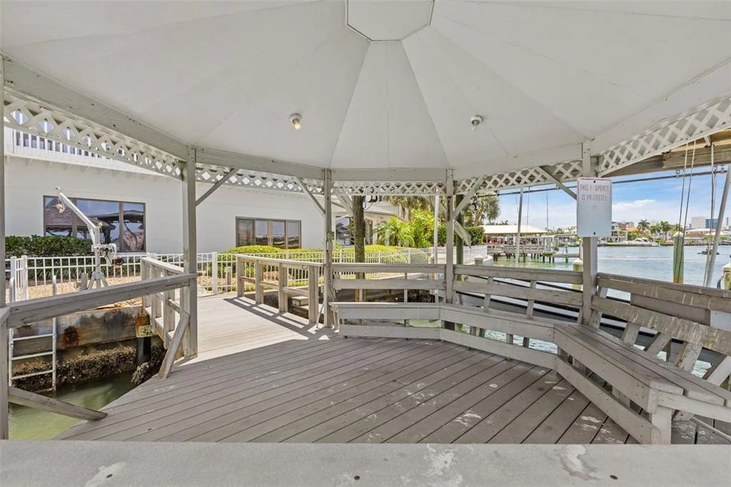 Photo of 290 BAYSIDE DRIVE