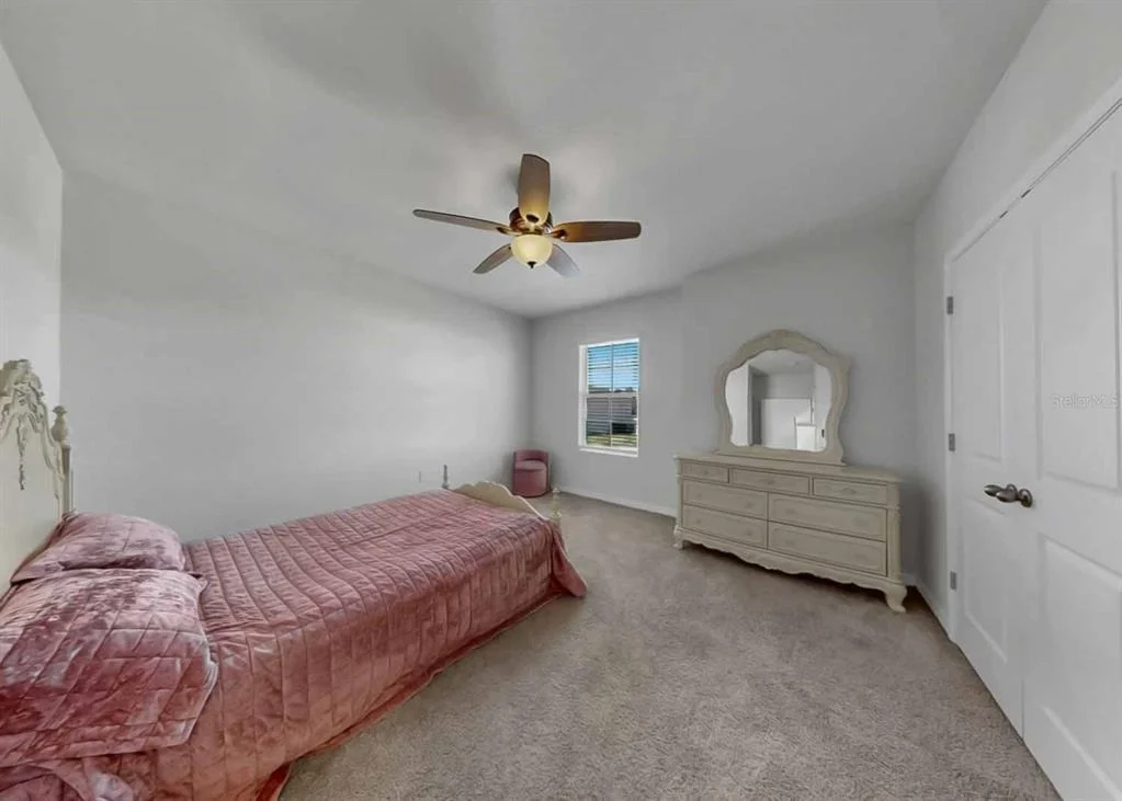 Photo of 16454 WOODSIDE GLEN