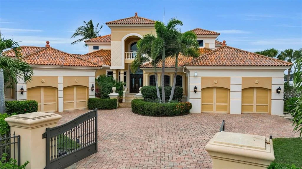 Photo of 1541 CARIBBEAN DRIVE