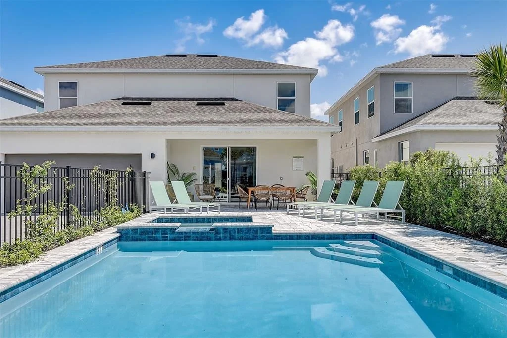 Photo of 7458 GATHERING DRIVE