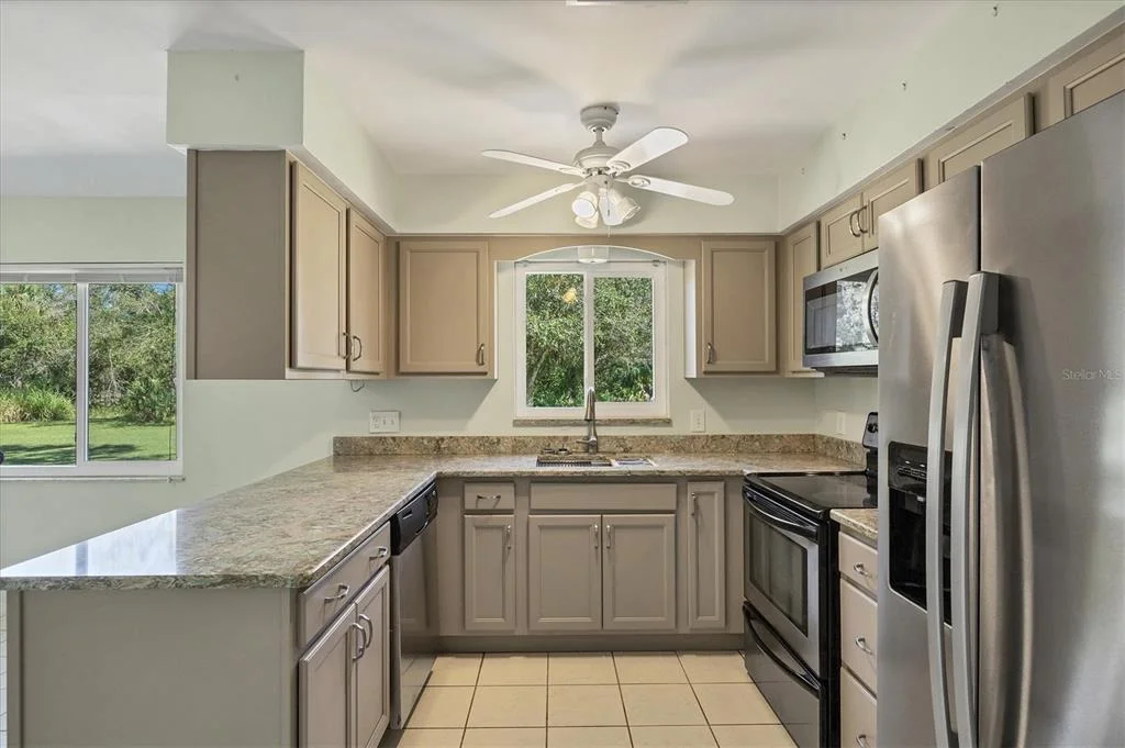 Photo of 1135 RANGE ROAD