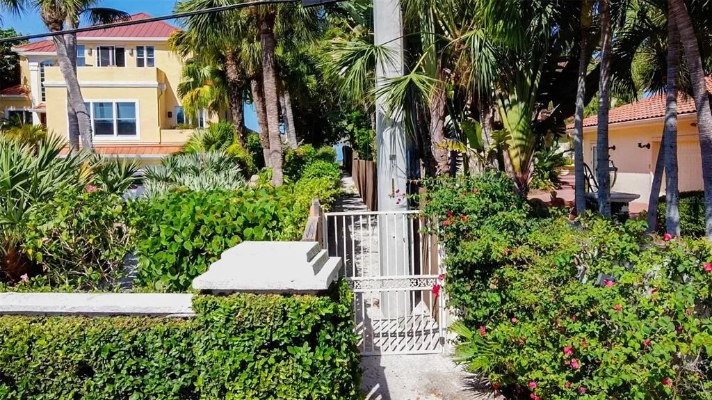 Photo of 919 KEY WAY
