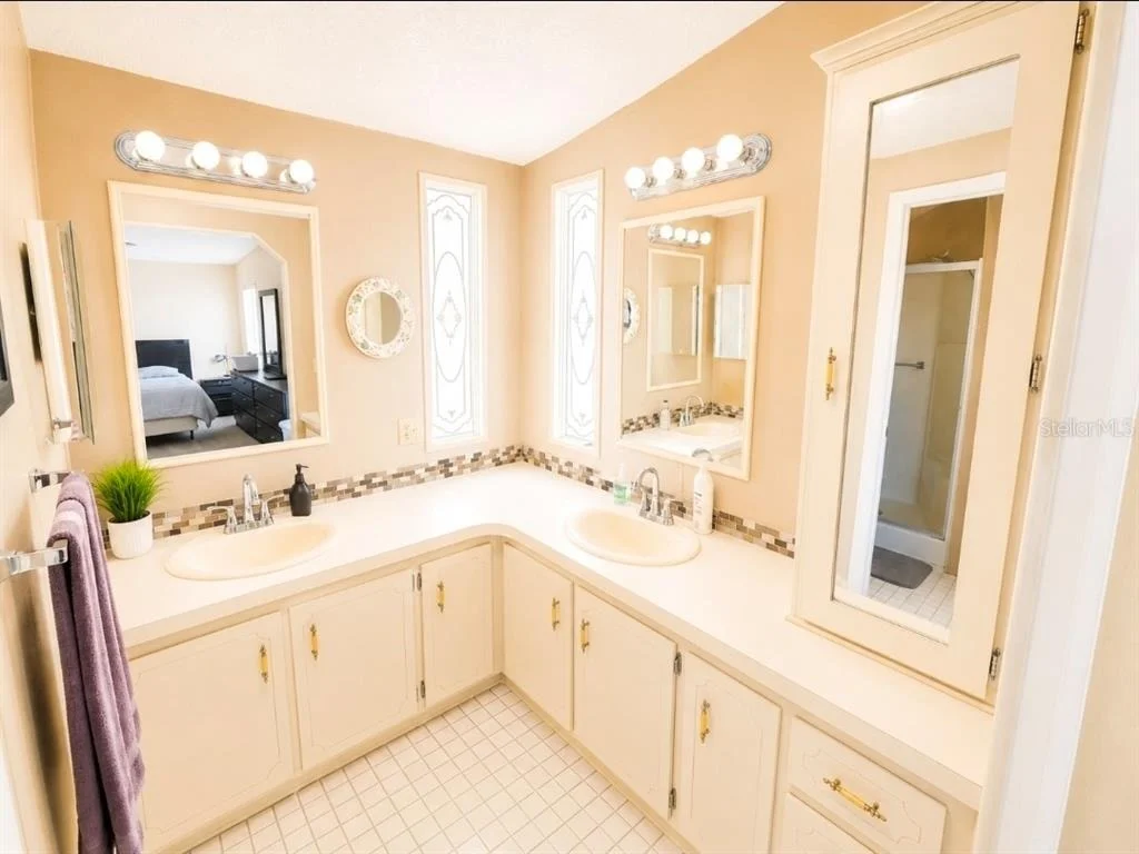 Photo of 74 STRAPHMORE DRIVE