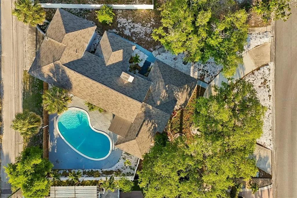 Photo of 125 HARBOR BLUFF DRIVE