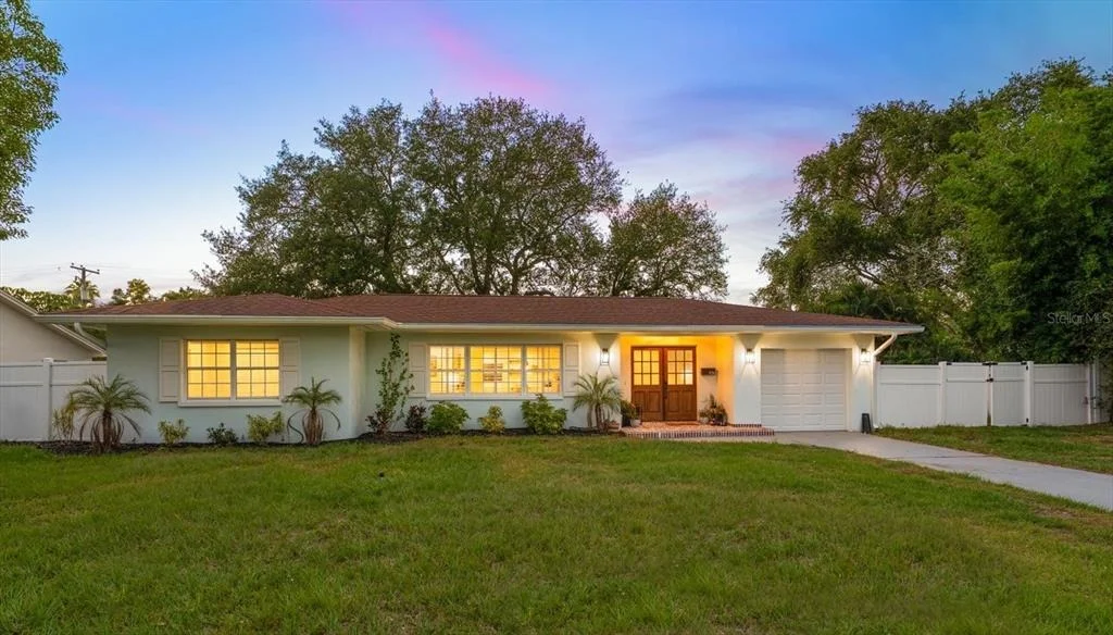 Photo of 1736 GOLF VIEW DRIVE