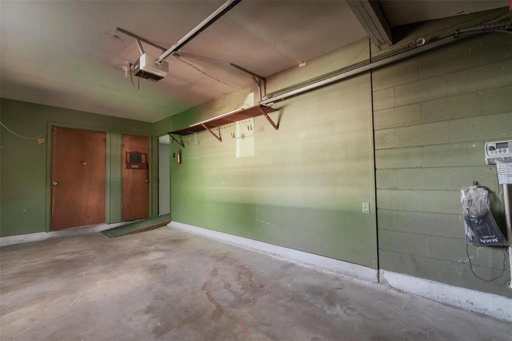 Photo of 703 NE 6TH PLACE