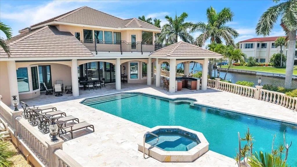 Photo of 3 HIBISCUS DRIVE