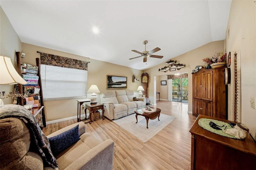 Photo of 38648 FERM CIRCLE