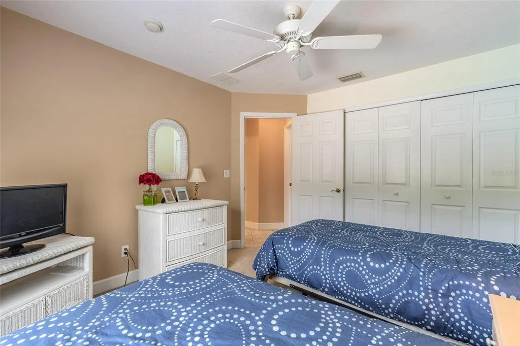 Photo of 1283 ROYAL POINTE LANE