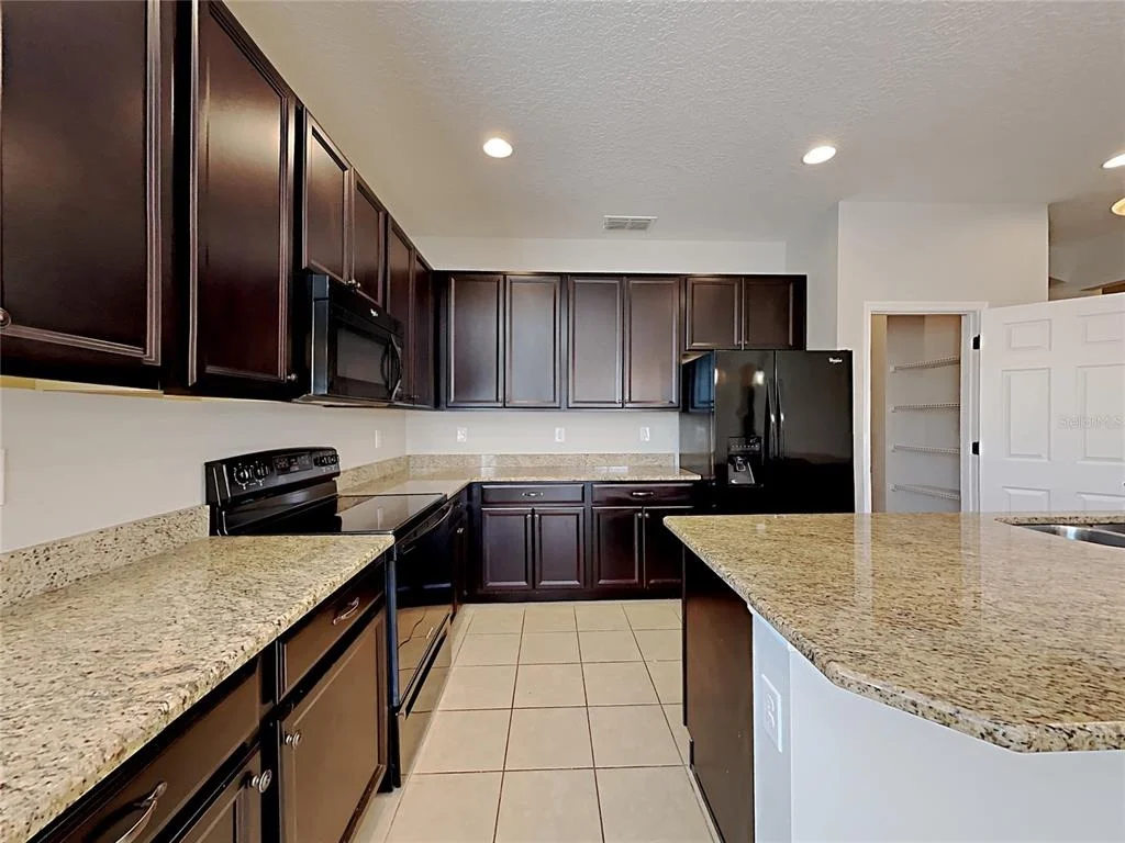 Photo of 1328 ARONIMINIK DRIVE