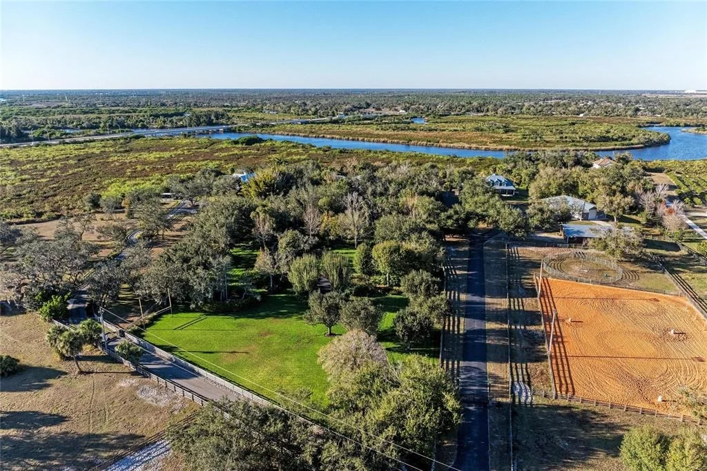 Photo of 39321 WASHINGTON LOOP ROAD