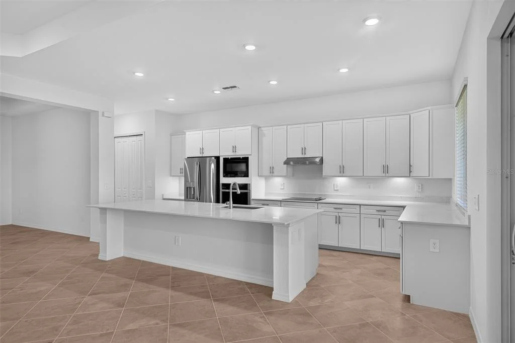 Photo of 13260 TULUM LOOP
