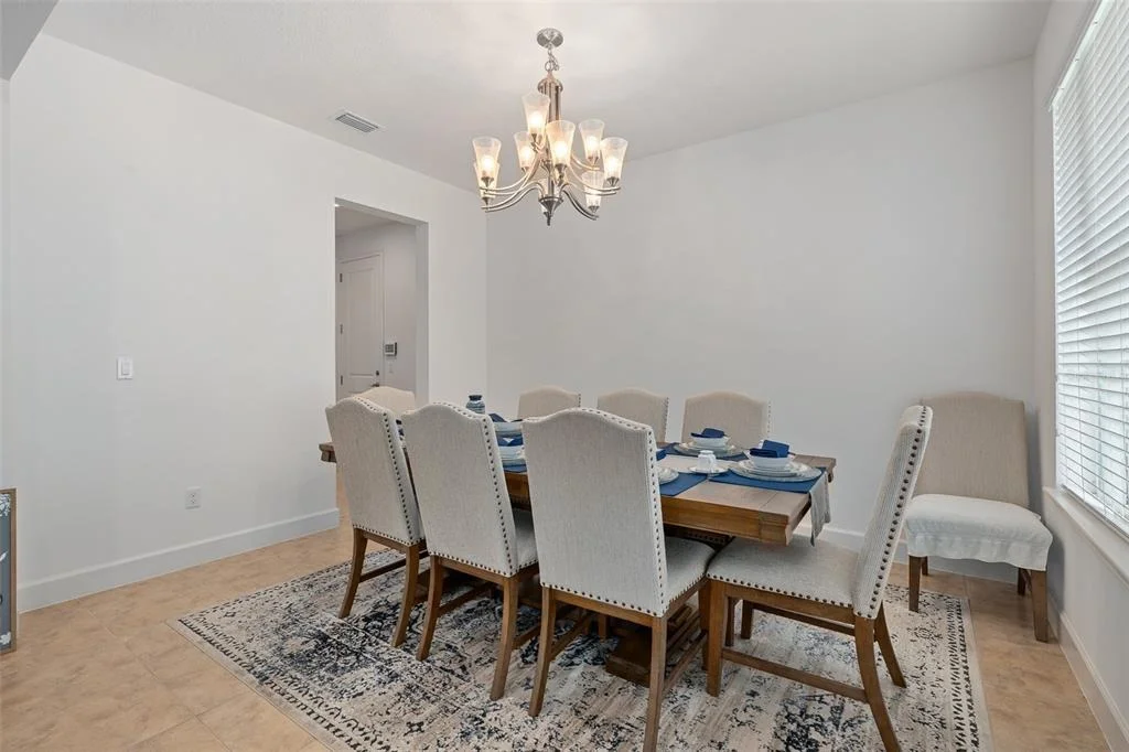 Photo of 685 ALDENHAM LANE