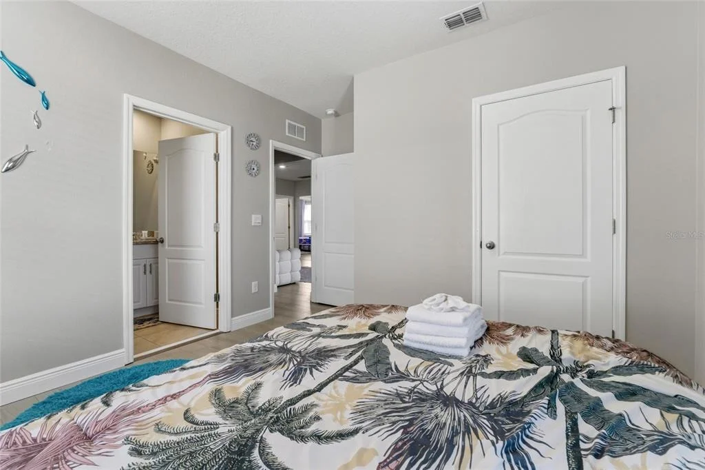 Photo of 7635 OAKMOSS LOOP