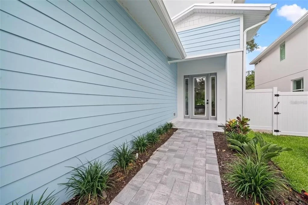 Photo of 1647 SIESTA DRIVE