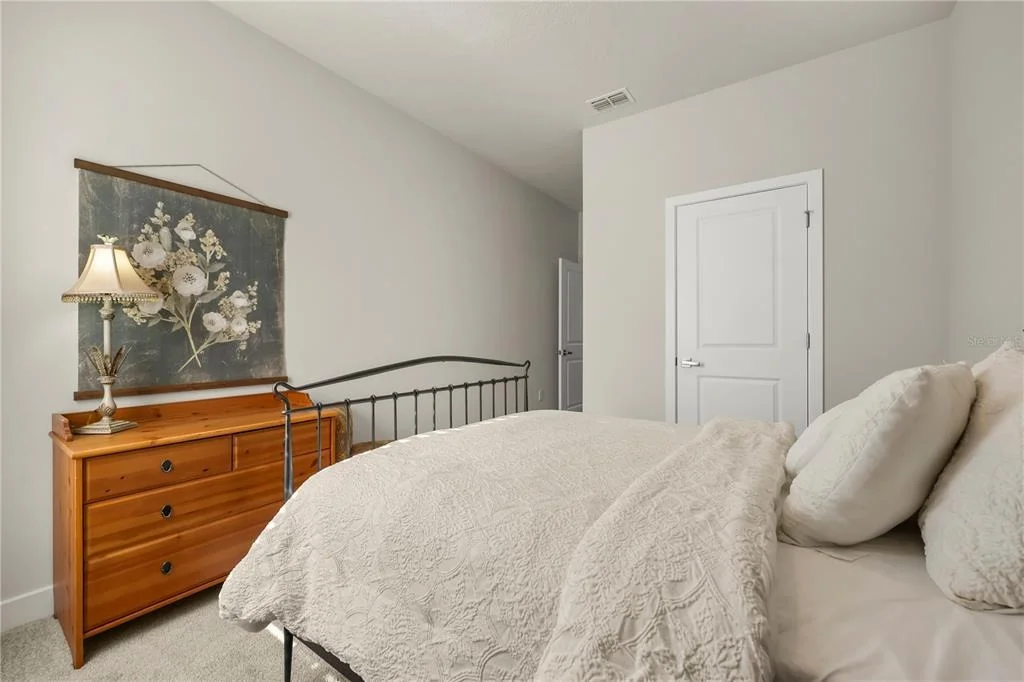 Photo of 1714 UPLAND LANE