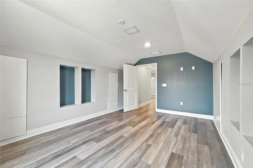 Photo of 416 W SOCRUM LOOP ROAD