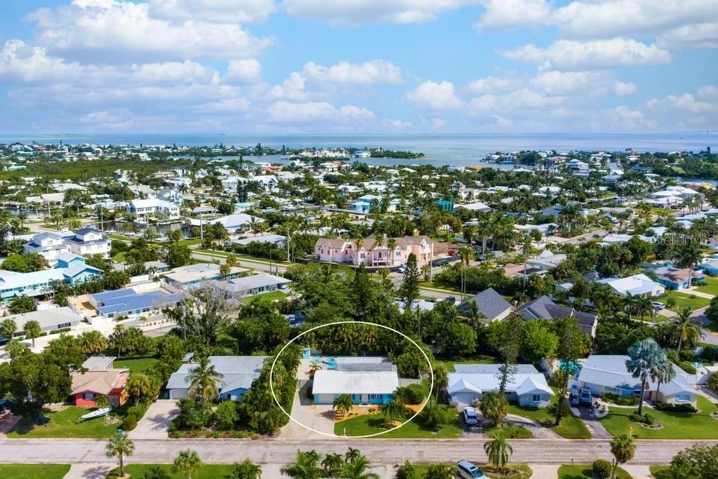 Photo of 406 BAY PALMS DRIVE