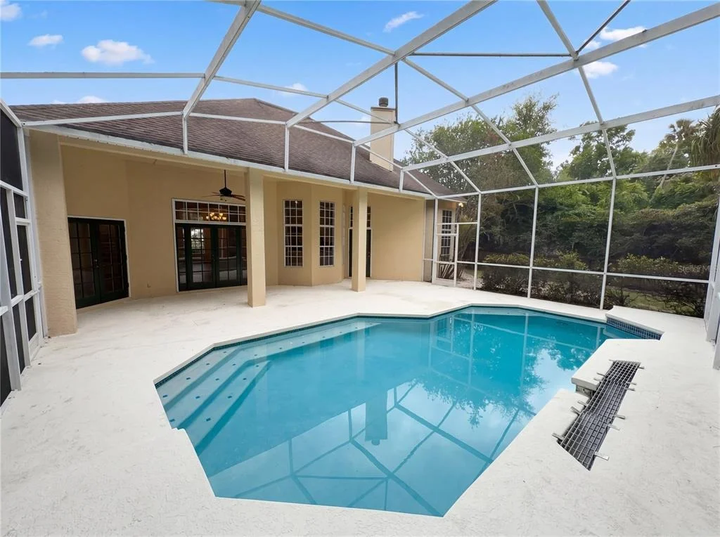 Photo of 680 MACGLENROSS DRIVE